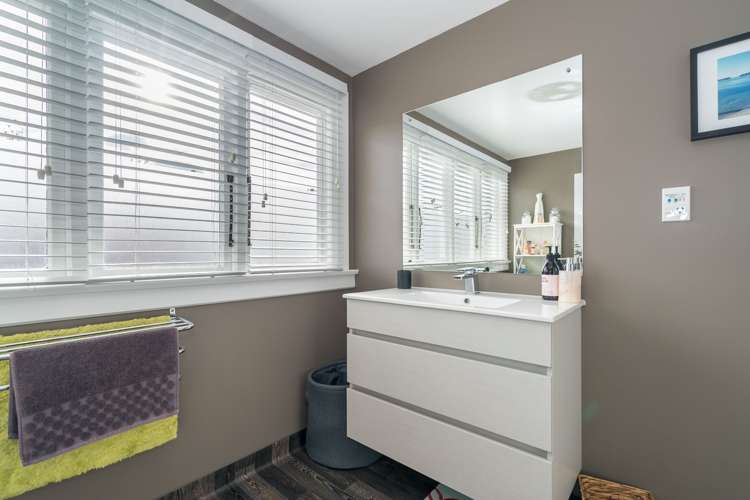 81 Main Road Fairfield_12