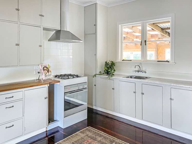140 Bethells Road Waitakere_7