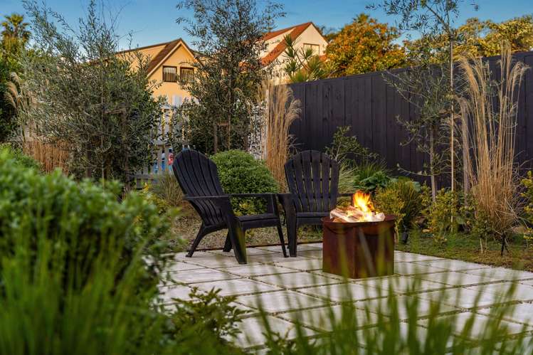 16 Pickwick Parade Mellons Bay_5