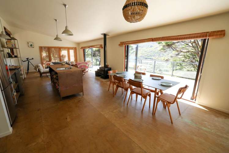 356 & 358 Blind Bay Road Great Barrier Island_10