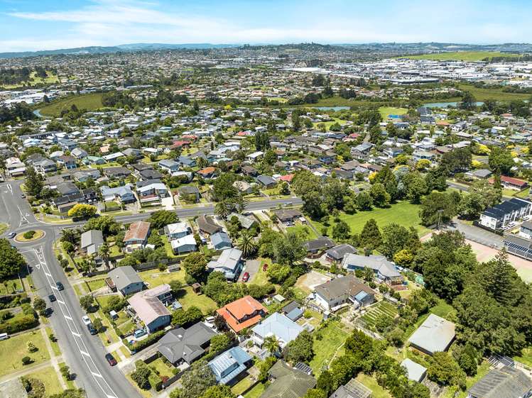 1/143 Reeves Road Pakuranga Heights_58