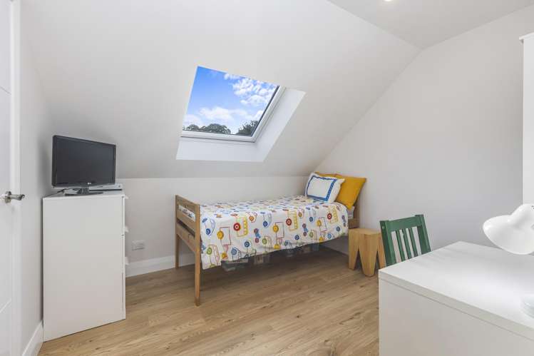 16 Long Road Waitakere_18