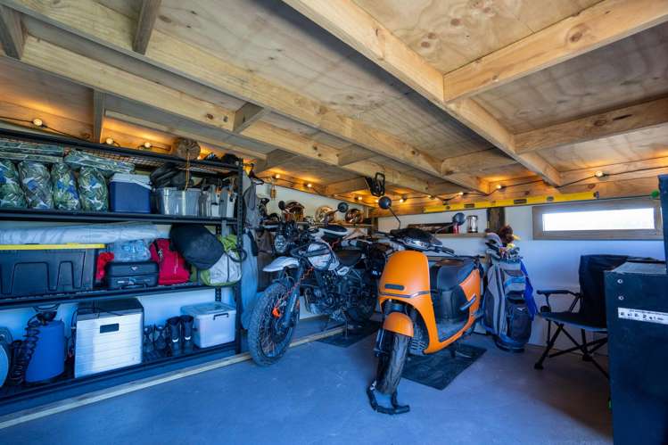 83 Rarangi Heights Parua Bay_32