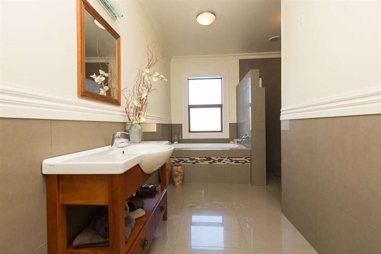 16 Old Racecourse Road Albert Town_4