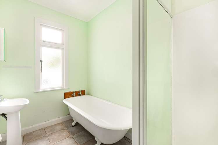 98 Campbell Street Karori_12