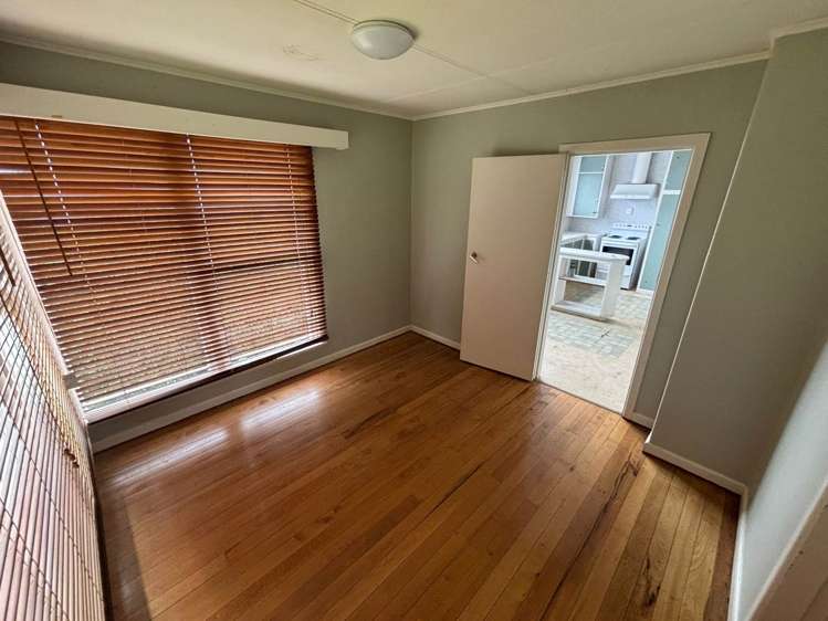 11 Elstree Avenue Glen Innes_12