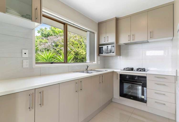 1/118 Rangitoto Road_0