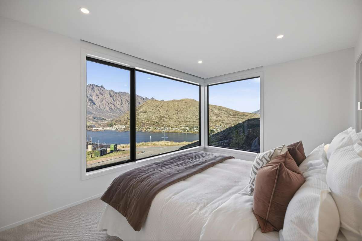 79 Middleton Road_2