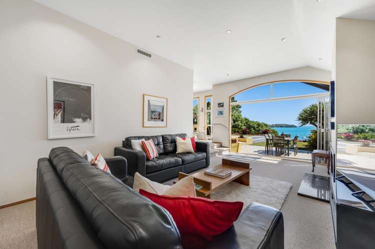 33 Takutai Avenue Half Moon Bay_20