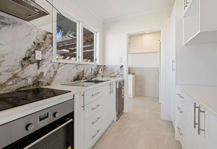 14 Tairere Crescent Rosehill_11