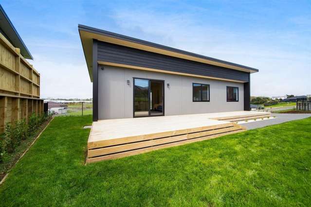 BELL BLOCK - 3 BEDROOMS