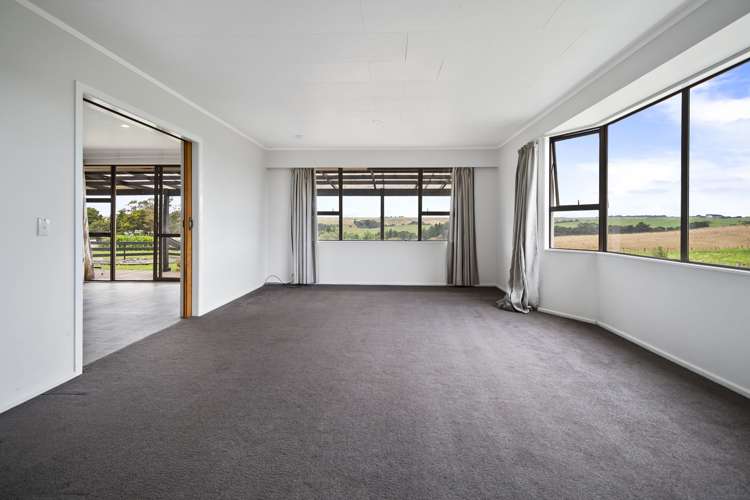 2346 Makino Road Halcombe_13