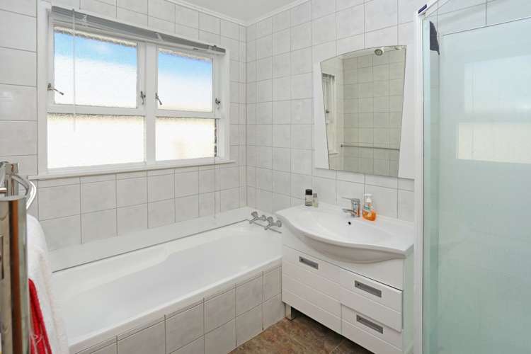 162 Don Buck Road Massey_14