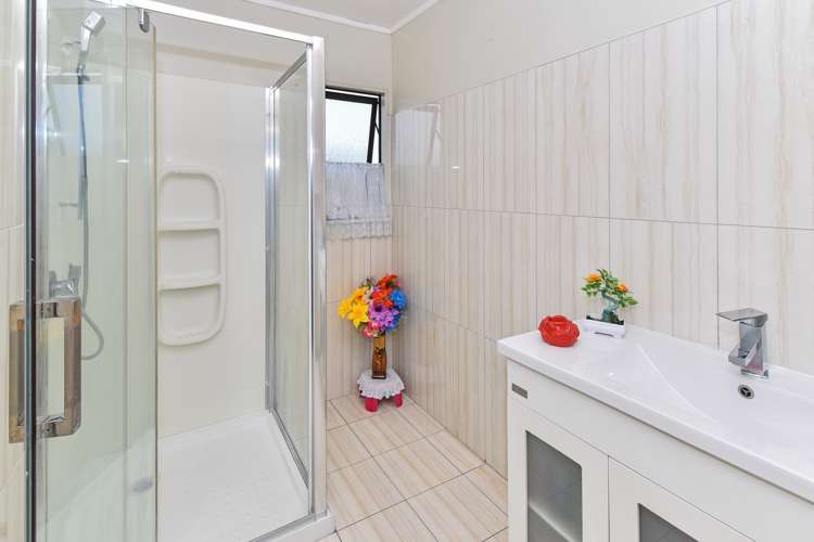 83 Palmers Road Clendon Park_7