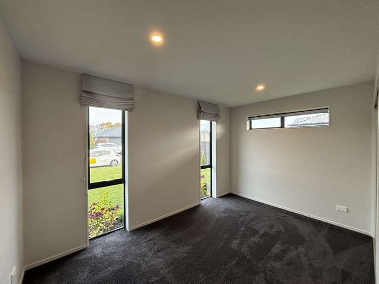 9 Cedric Place Darfield_16