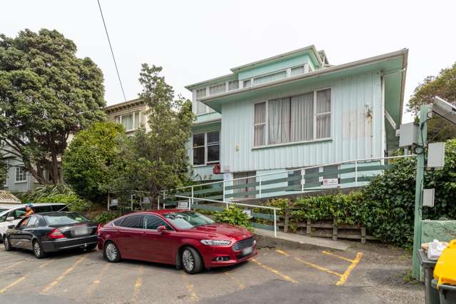 12 Bedroom Boarding House