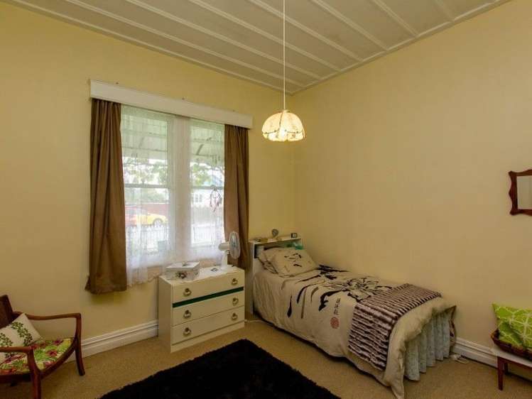 16 Robert Street Marton_6