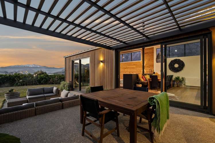 6 Big Valley Drive Jacks Point_11