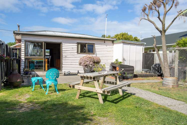 240 Pine Avenue South New Brighton_9