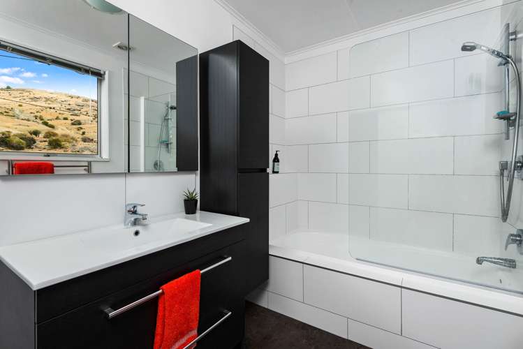 355 Peninsula Road Kelvin Heights_15