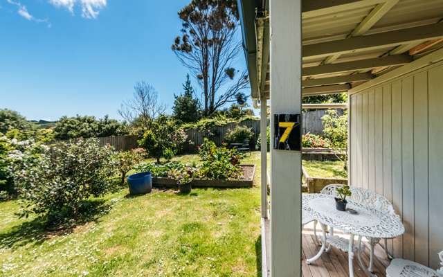 7 Waiata Road Onetangi_1