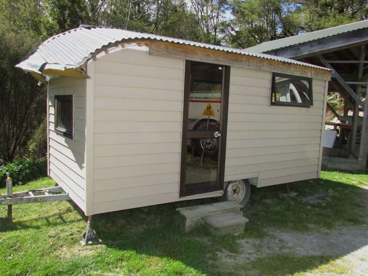 1712 State Highway 7 Moana / Lake Brunner_25