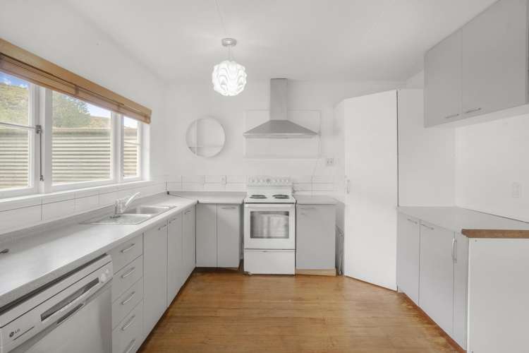 20 Petrie Street Wainuiomata_4