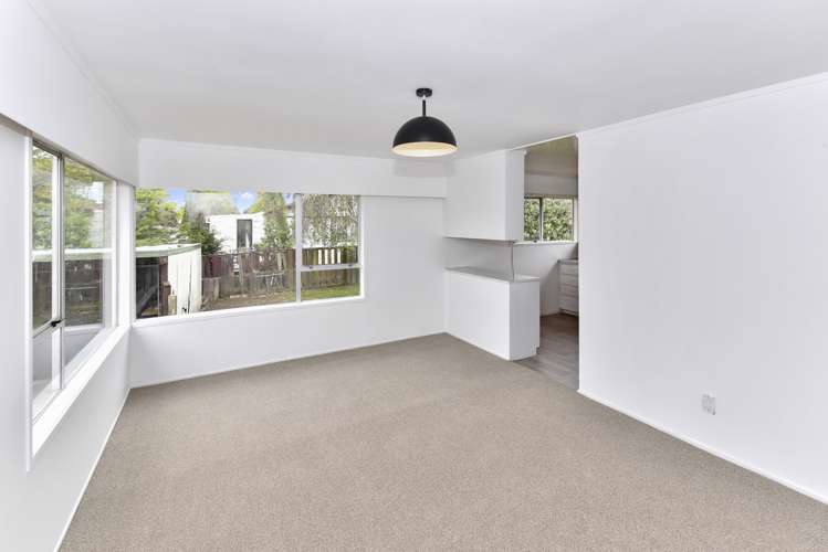 2/28 Sharland Avenue Manurewa_3