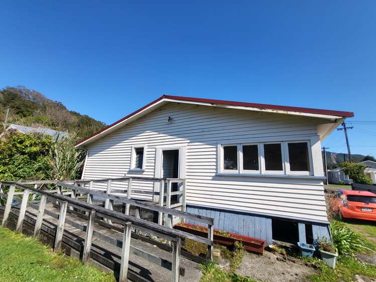 4 Sutherland Street Dunollie_8