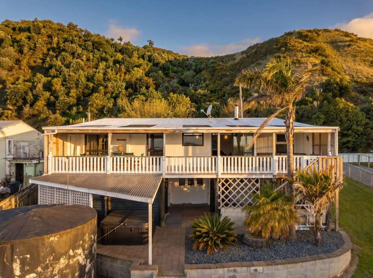 102 Newcastle Street Mahia Peninsula_25