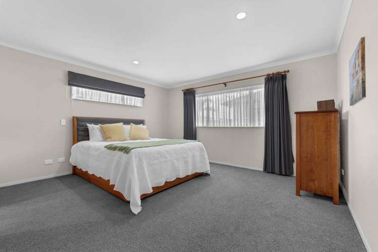 33 Malahide Drive Flat Bush_16