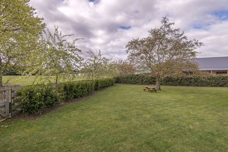 7 Oldham Place Darfield_15