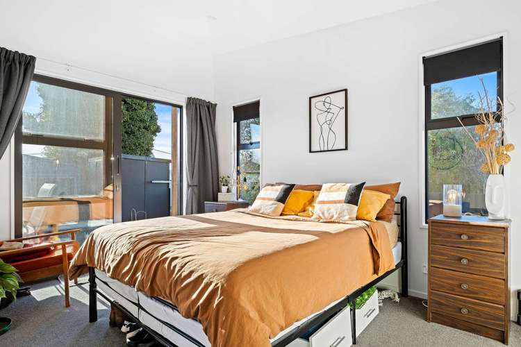 12a Bass Street Woolston_10