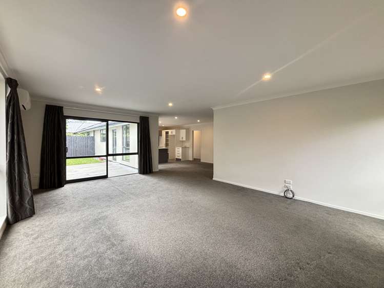 2/23 Rempstone Drive Halswell_4