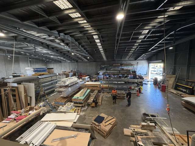 1 Packham Crescent Stoke_3