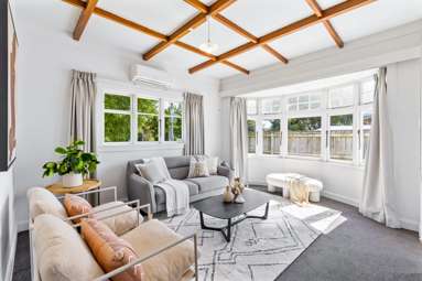 1/1 & 2/1 Wainui Street_3