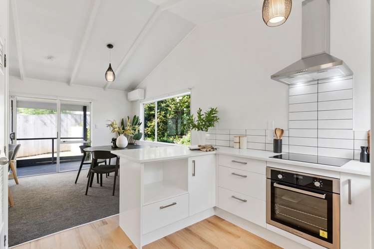 1/72 Vodanovich Road Te Atatu South_6