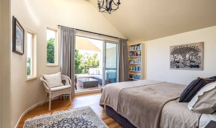 44 Queens Drive Oneroa_11