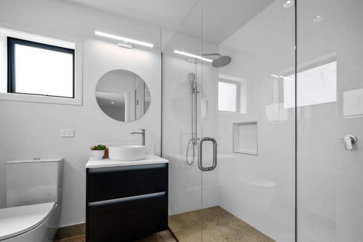 3 Sierra Pine Road Hobsonville_11