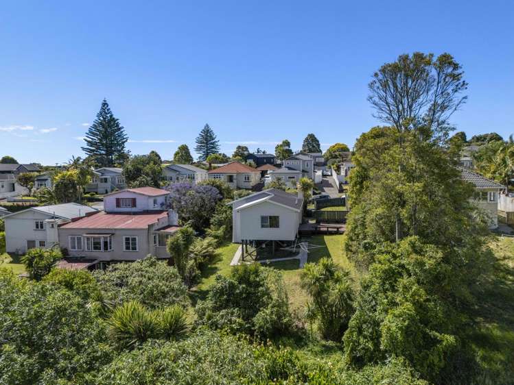 34 Montrose Street Point Chevalier_15