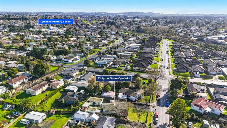 7 Lipton Grove Opaheke_17