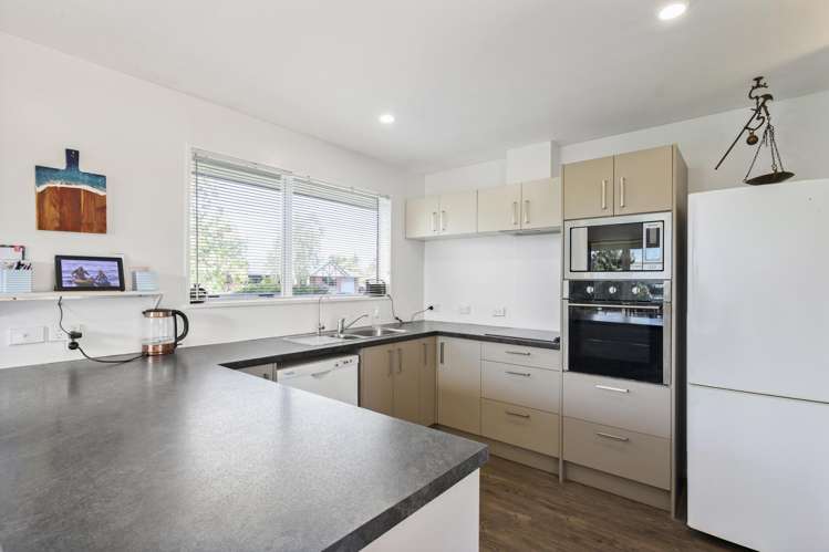 16 Chamberlain Lane Rangiora_5