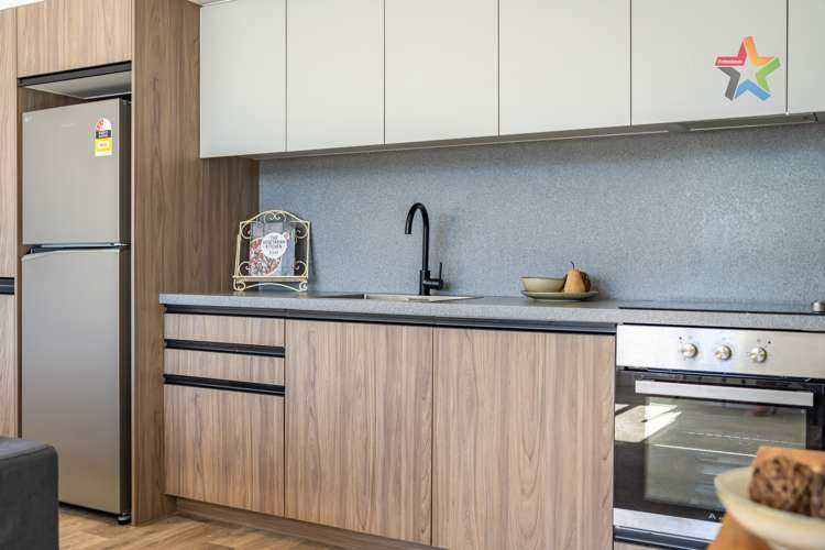 205/14 Laings Road Lower Hutt_7