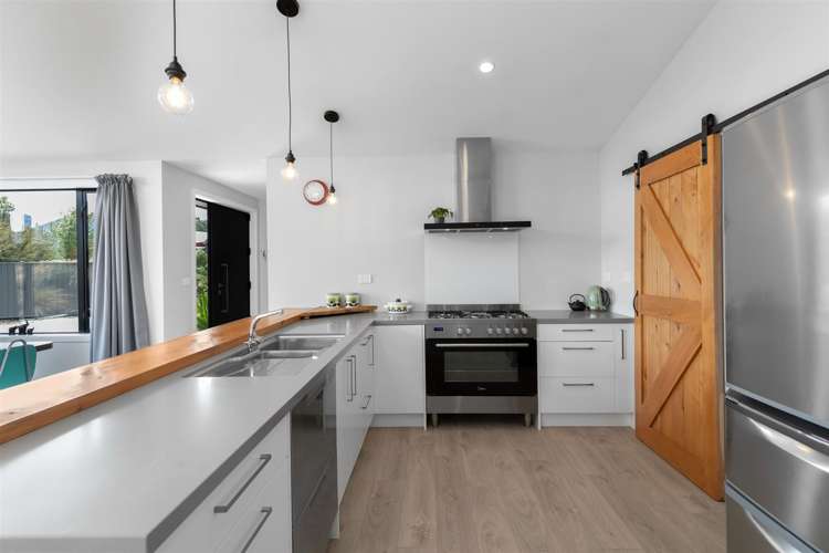 3 Paradise Place Lake Hawea_3