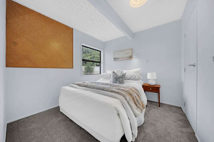 15 Tangelo Place Bucklands Beach_17