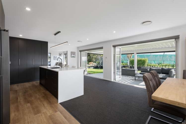 2 Gleneagles Drive Aongatete_6