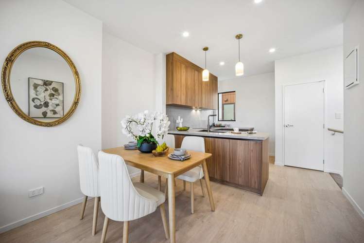 93 Joshua Carder Drive Hobsonville_8