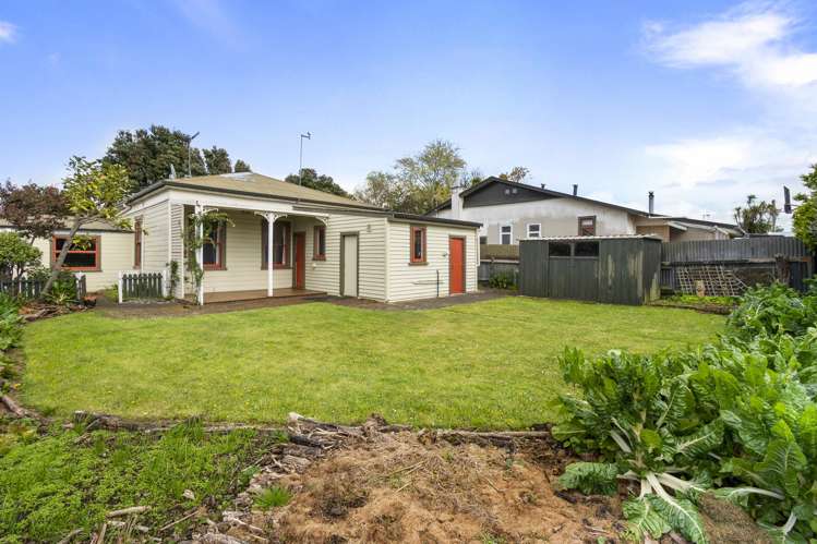 127 Linton Street West End_15