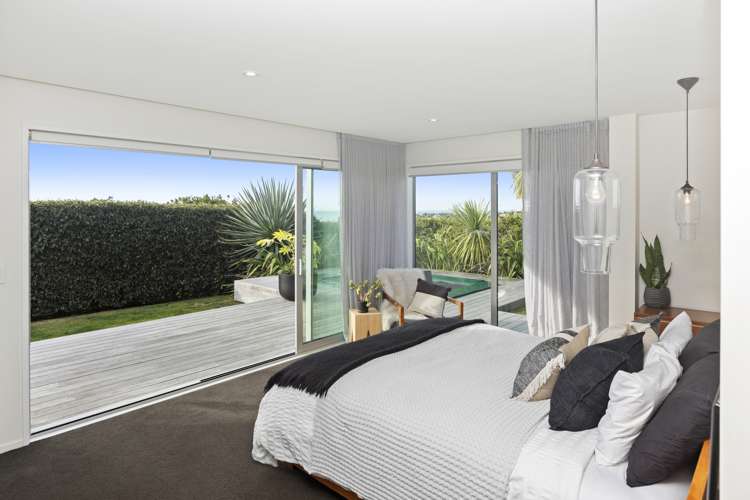 143 Richmond Hill Road Richmond Hill_16