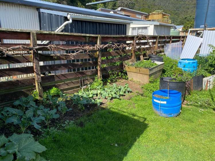 6 Tatahi Street Coromandel_22